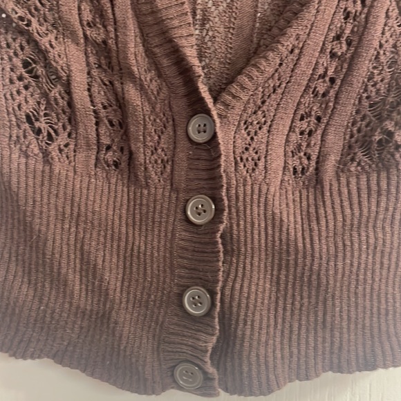 Crocheted cardigan - Picture 4 of 10